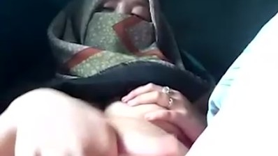 Bokep Indo Mamah Muda Jilbab Cantik Colmek Sange