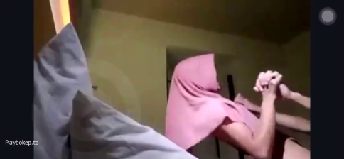 Pacar Jilbabku Ternyata Jago Goyang