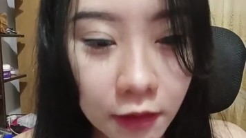 Bokep Indo Aurora Tobrut Remas Tetek Desah BLING2