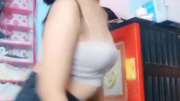 Bokep Indo Nurul Janda Muda Pamer Bodi Di Kamar
