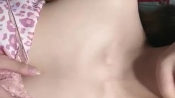 Mbak Ssayang Live Spill Puting Toketnya