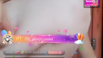 Echa Ngangkang Telanjang Bulat